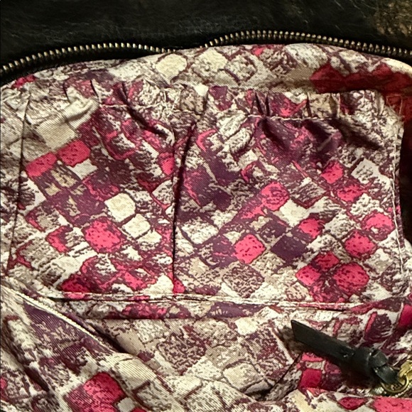 Elliott Lucca Black Shoulder Bag - Picture 11 of 13